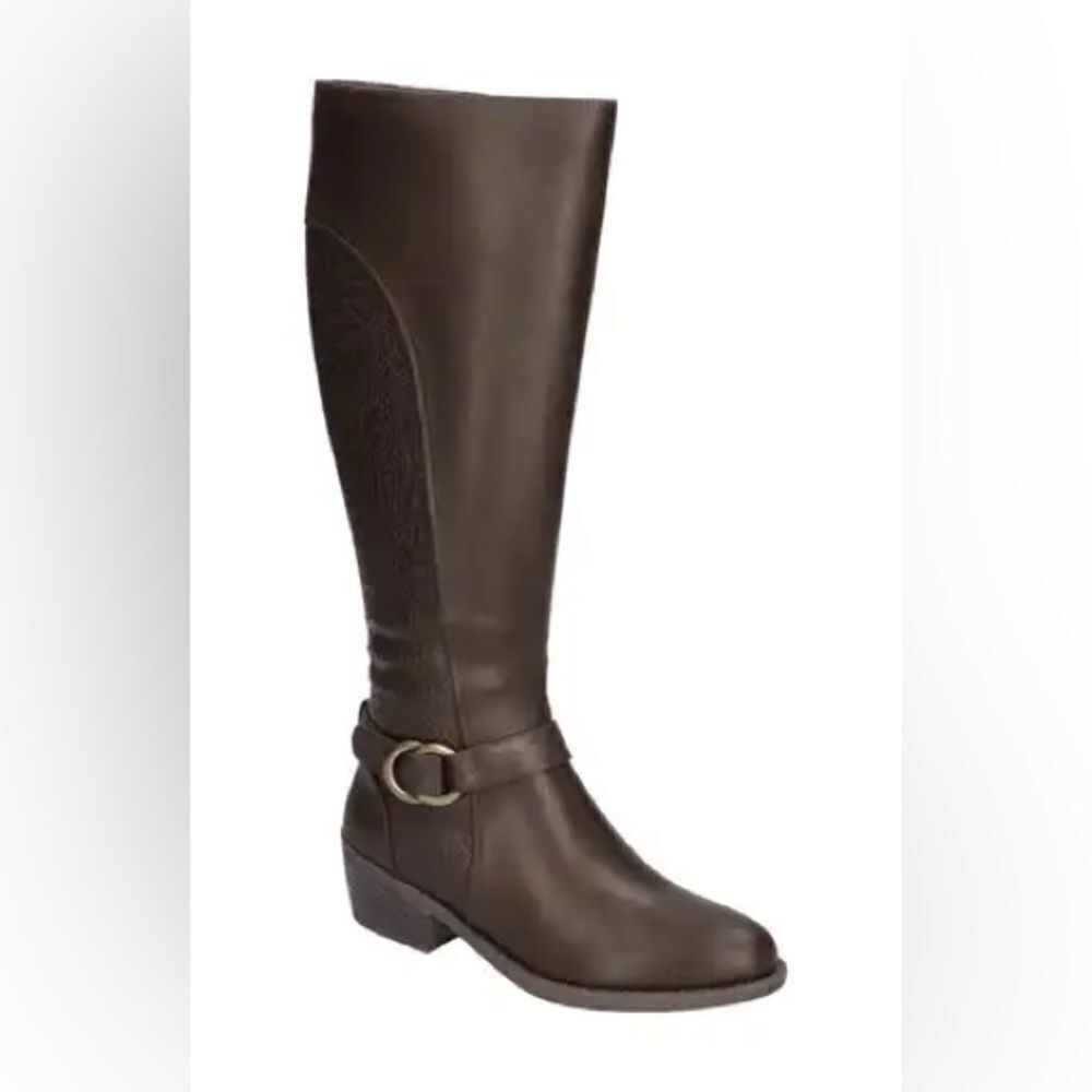Luella Riding Boot - Women)
EASY STREET
